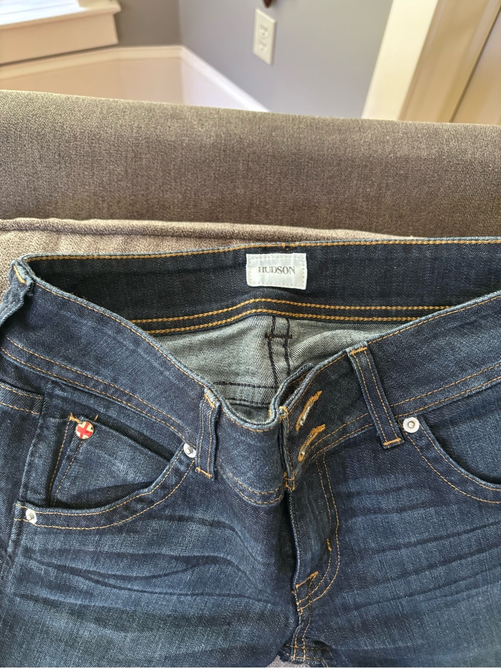 Hudson Jeans women’s Indigo Slim Straight Denim